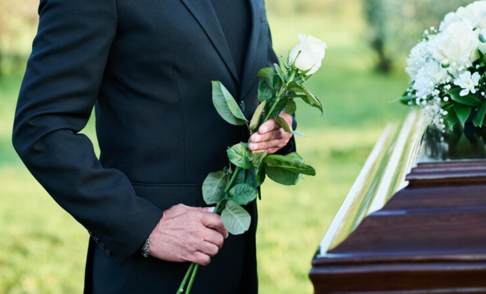 Wichtige Dienstleistungen, die es nach dem Tod eines geliebten Menschen zu berücksichtigen gilt